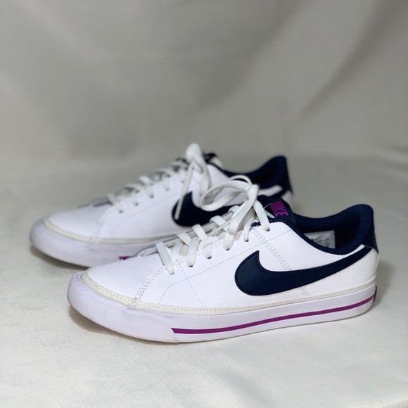 NWOT NIKE Sneaker Kids 5Y Leather Court Legacy DA5380-117 Lace Up White Runners - Picture 4 of 11